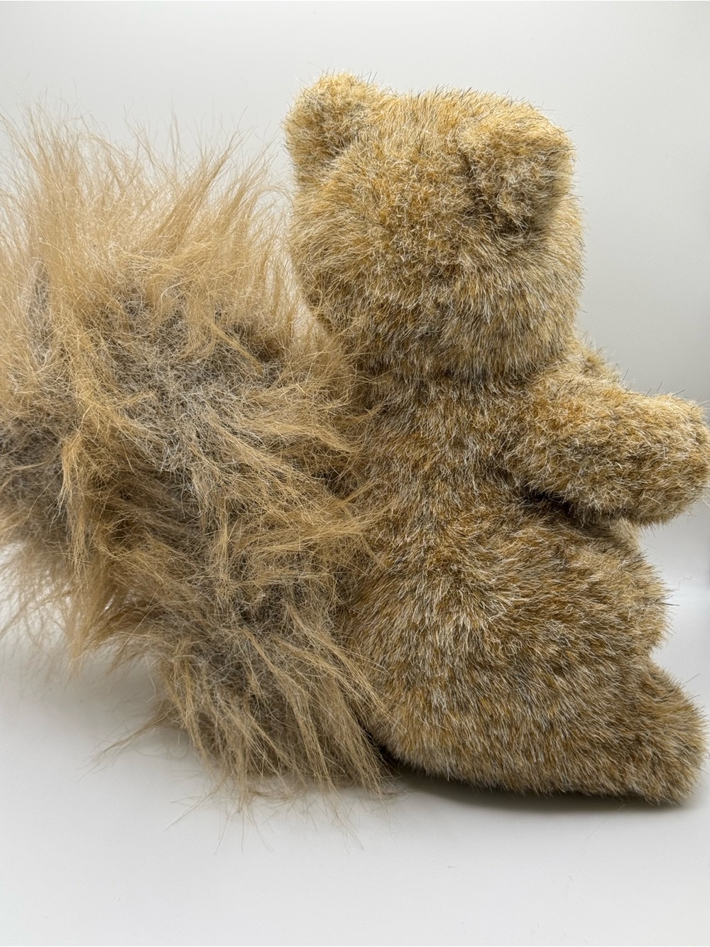 Vintage Gund Skeeter the Squirrel Plush Stuffed Animal Bushy Tail 7.5" - Picture 3 of 7